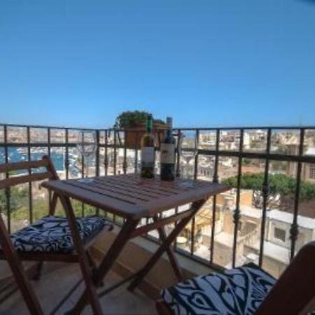 Upper Valley Sea View Kalkara Екстериор снимка