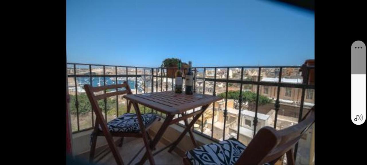 Upper Valley Sea View Kalkara Екстериор снимка