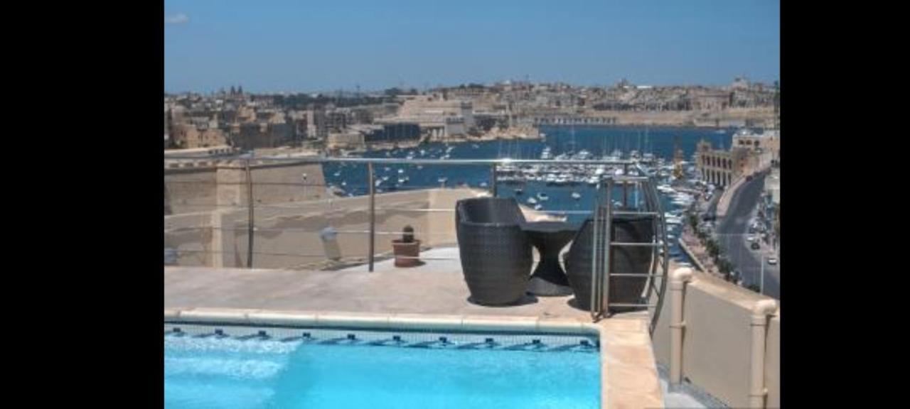 Upper Valley Sea View Kalkara Екстериор снимка